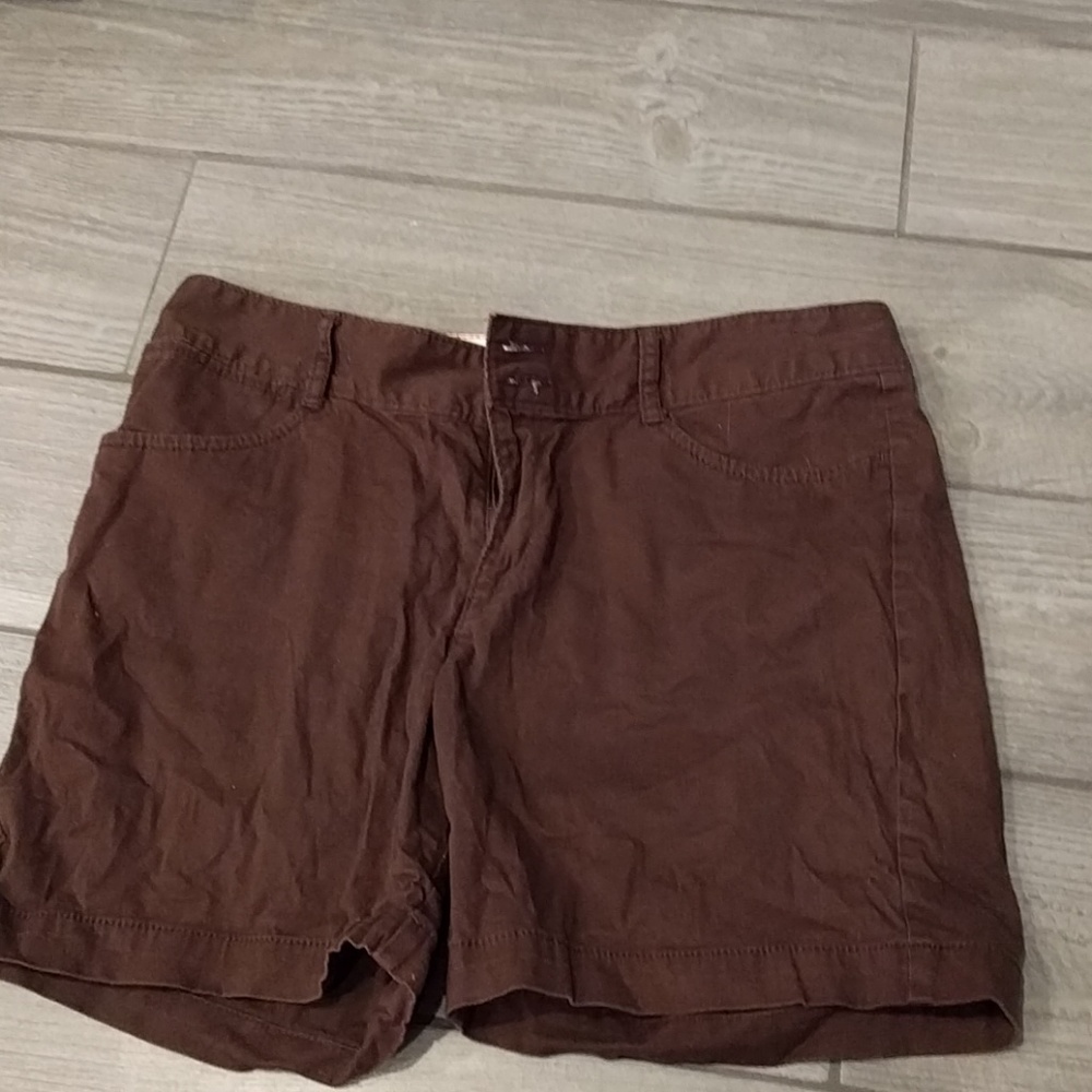 Dockers dark brown shorts